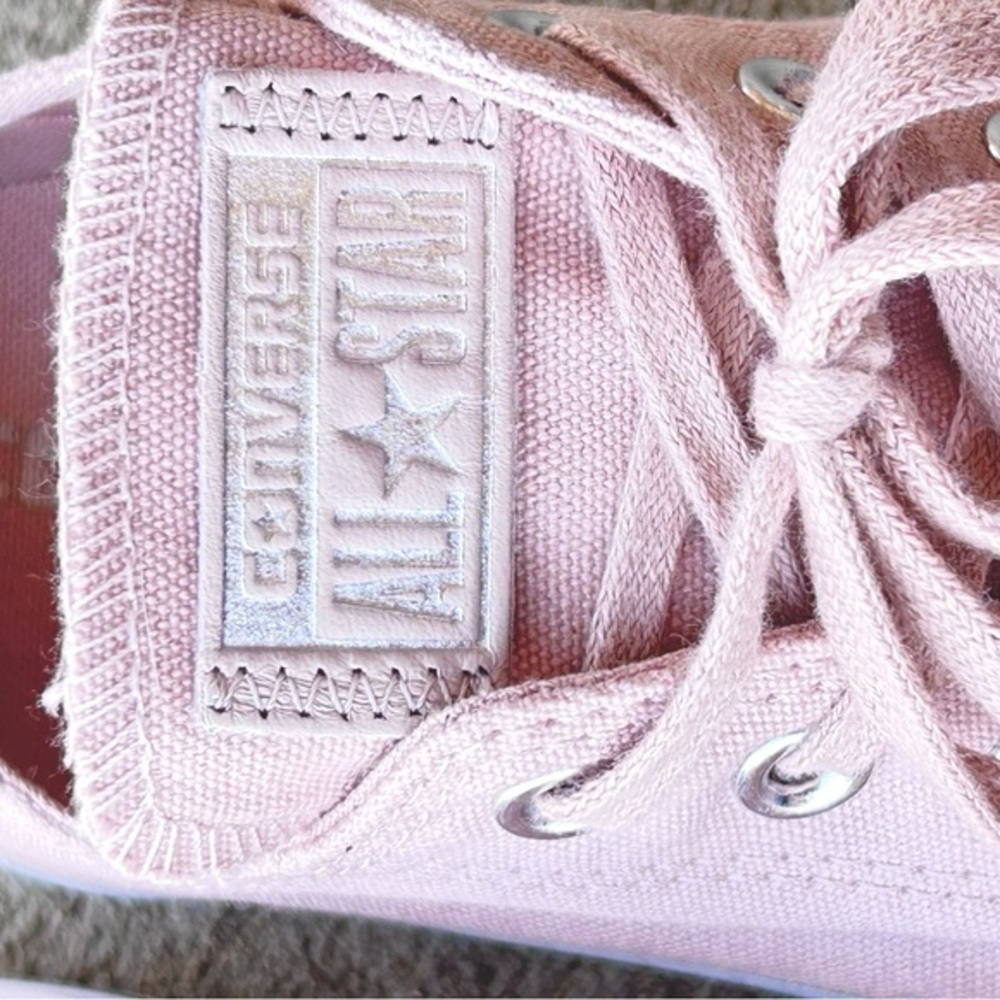 Converse all stars women’s low top light pink sneakers with shimmer toe size 8 - Picture 5 of 13